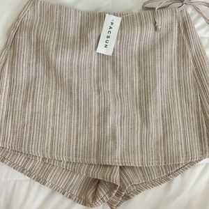 Pacsun skort.